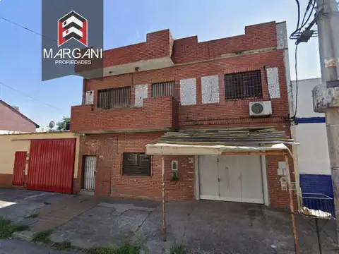 Galpon/ Local INDUSTRIAL + Vivienda multifamiliar 5 AMB