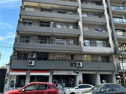 Av Nazca 1700, Piso 7