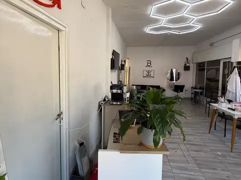 Local en Alquiler en Tiro Suizo, $ 650.000