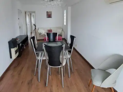 Alquiler departamento amueblado de 1 dormitorio con 2 balcones y cochera, zona Centro, Rosario