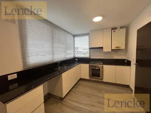 Departamento en Alquiler en Albanueva, USD 2.800