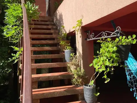 Casa en venta - 3 Dormitorios 1 Baño - Delta