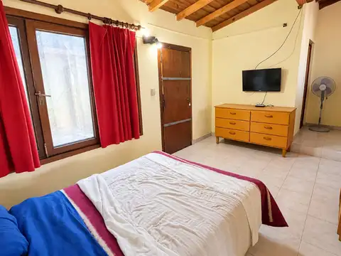 Casa 3 ambientes con 2 baños
