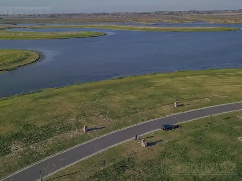 Terreno al lago, BARRIO AMARRAS, Puertos / Escobar