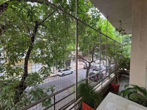 Depto Tipo Casa 4 ambientes con 2 baños