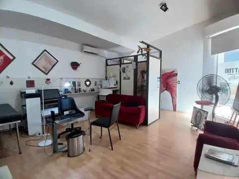 VENTA LOCAL - PASEO VICTORIA - FUNES