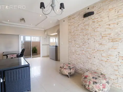 VENTA CASA 3 AMB Balcón y Terraza