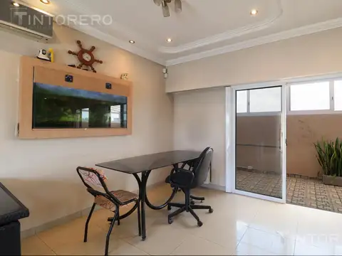 VENTA CASA 3 AMBIENTES CON AMPLIA TERRAZA