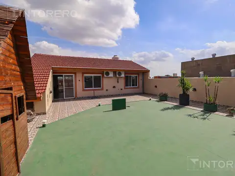 VENTA CASA 3 AMB Balcón y Terraza