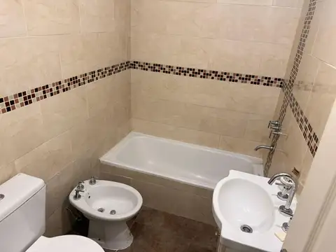 Saez Peña  al 3100