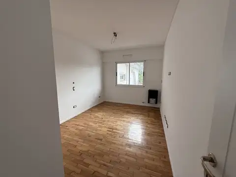 Depto Tipo Casa en Alquiler en Quilmes, $ 1.050.000