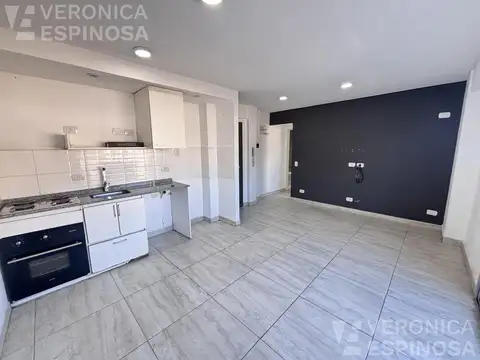 Departamento de dos ambientes en alquiler, Morón.