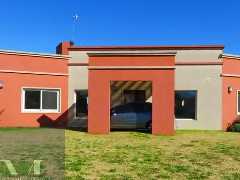 VENTA CASA 5 AMB CLUB DE CAMPO LAS HOJAS, MARCOS PAZ