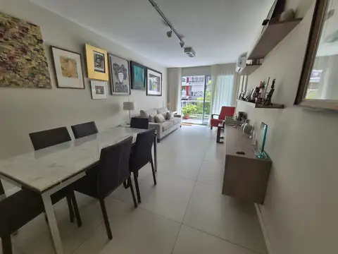 Impecable Semipiso 4 Ambientes en Venta en Villa Urquiza con Balcón y Cochera Fija - Edificio de Categoría