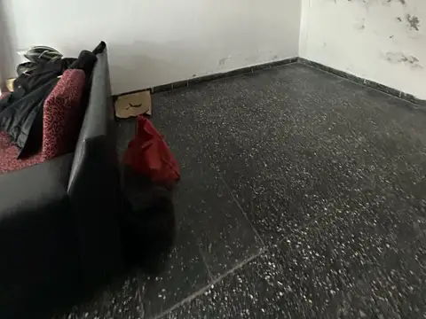 Local en venta a mts de Juzgados de La Matanza