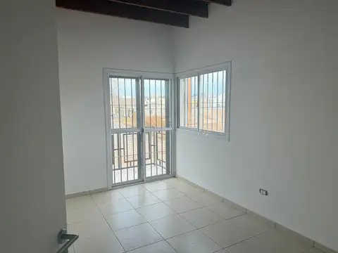 Alfredo L . Palacios 1000