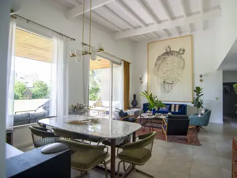 Casa en Alquiler de 4 dormitorios
