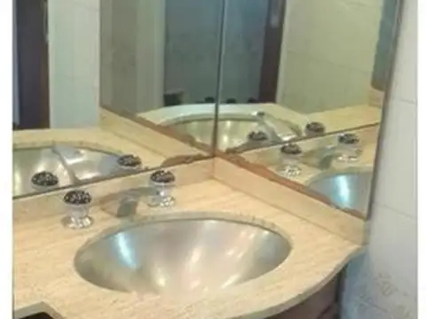 Depto Tipo Casa 4 ambientes con 2 baños