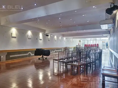 VENTA BALVANERA LOCAL 2 PISOS UN SUBSUELO 907 m2 PATIO TERRAZA QUINCHO