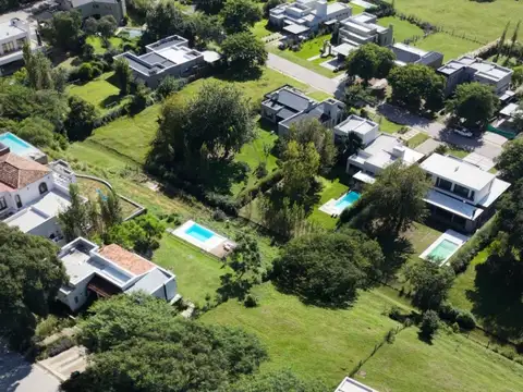 Terreno en Venta de 1402,0 m2