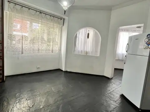 Depto Tipo Casa en Venta en Flores Norte, USD 168.500