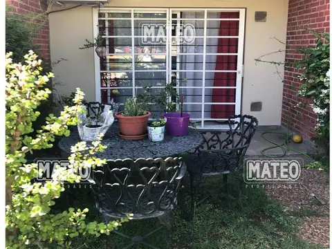 APTO CREDITO - DEPARTAMENTO EN VENTA PLANTA BAJA