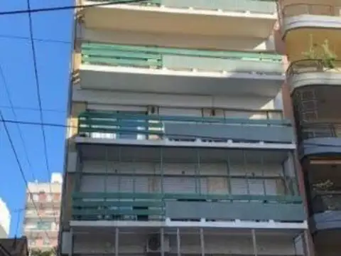 Venta 3 Ambientes con Balcon y Cochera en Villa Urquiza