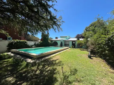 Quinta en Venta en Santa Rosa, USD 130.000