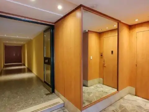 Avenida Santa Fe al 2100