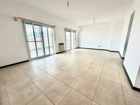Uruguay 700, Piso 8
