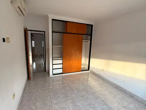 Departamento en Alquiler en Quilmes Oeste, $ 750.000
