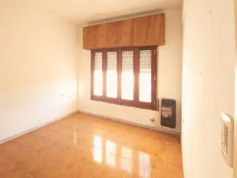 Casa en Venta La Plata Los Hornos con Pileta