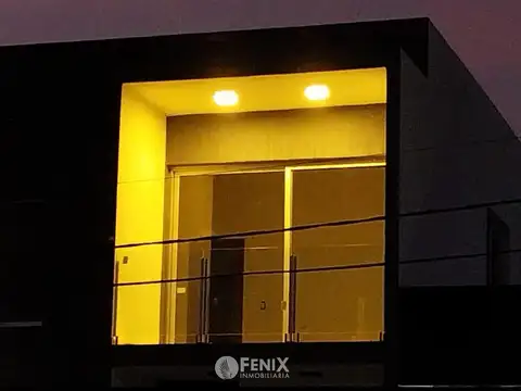 CF1319 - CASA MODERNA - BARRIO PRIVADO PANAMBÍ
