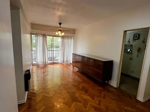 ALQUILO  DEPARTAMENTO 3 AMB. AL FRENTE CON BALCON CORRIDO