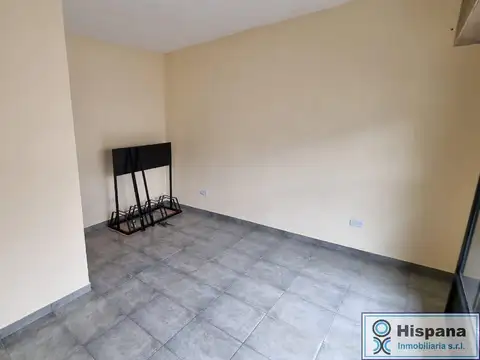 Maza al 7800 entre Santa Cecilia y San Cayetano