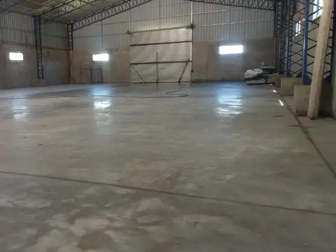 Local en Venta en Pilar Centro, USD 690.000