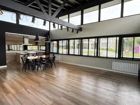 Avenida Jorge Newbery al 5000