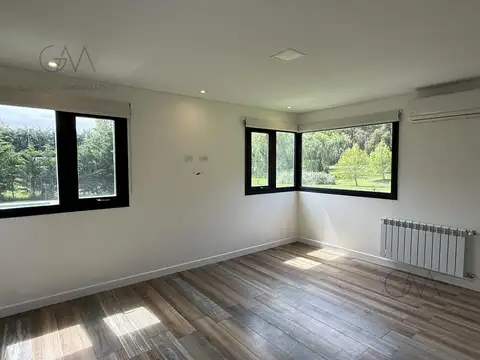 Casa en Alquiler – Barrio Rumencó