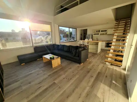 Hermoso departamento en venta de 3 ambientes en dúplex