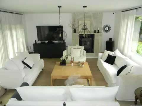 Casa en Venta en Santa Rita, USD 495.000