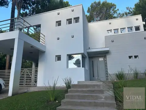 Casa en Venta de 4 dormitorios