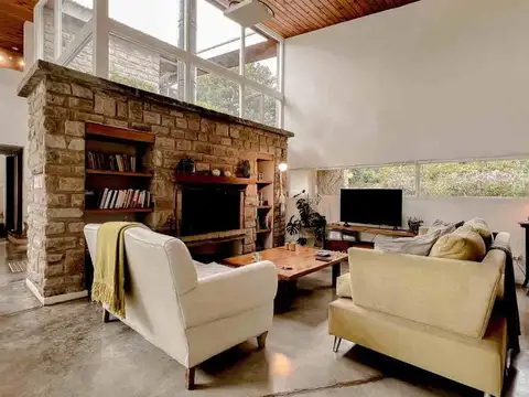 Casa en Venta en Barrio Bosque Peralta Ramos, USD 280.000