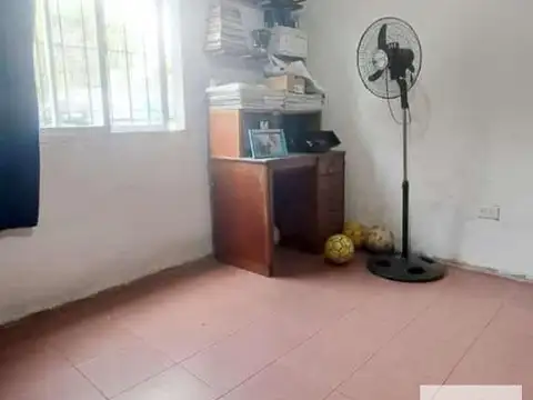 Casa en Venta - 2 Dormitorios 1 Baño - 77mts - Mar Del Plata