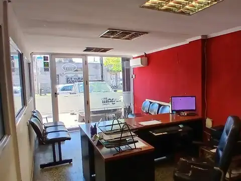 Avenida Calle Real 2100