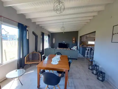 Casa en Venta con 4 cocheras