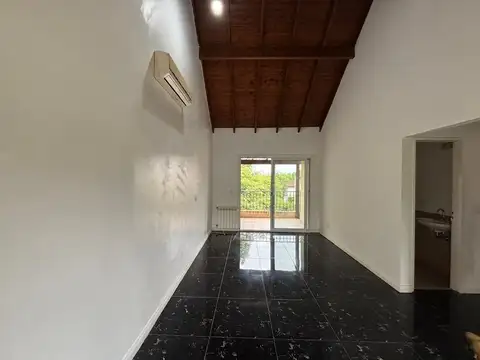 Departamento en Alquiler con 2 cocheras
