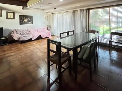 Casa en Venta en Castelar Norte, USD 270.000