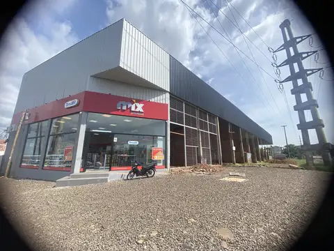 Local en Alquiler en Posadas, $ 800.000