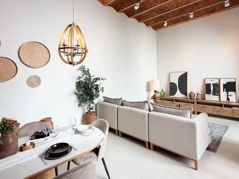 VENTA. Casa 3 dormitorios con patio y terraza