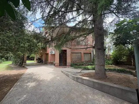 Avenida Gaspar Campos 3600